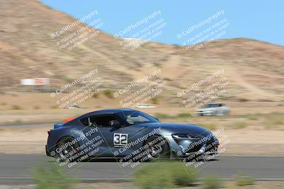 media/Oct-01-2022-Team Topak Racing (Sat) [[f860fb51be]]/2-Inter Low 2/session 2 turn 11/